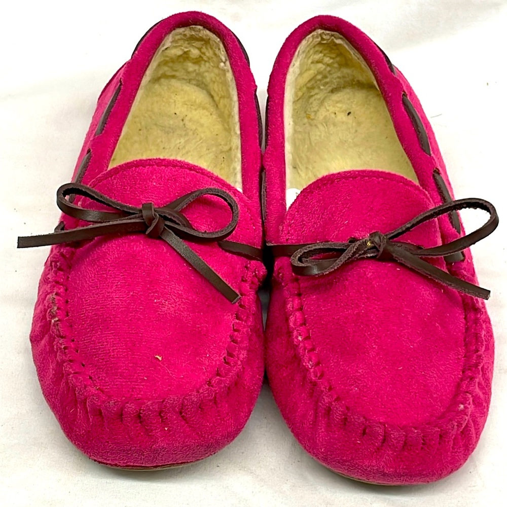 Pacific crest soft faux fur lined slip on moccasin ladies sz 7